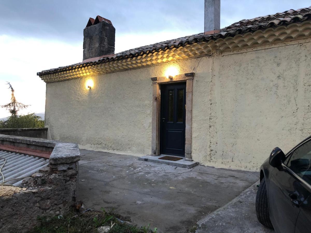 Maison De Charme Dans Un Hameau Provencal Les Mees Экстерьер фото